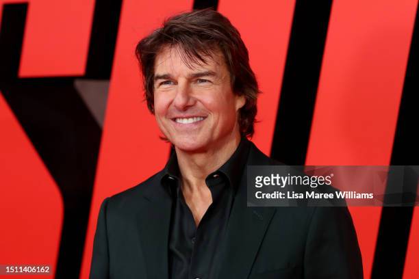 descubre cuanto mide tom cruise