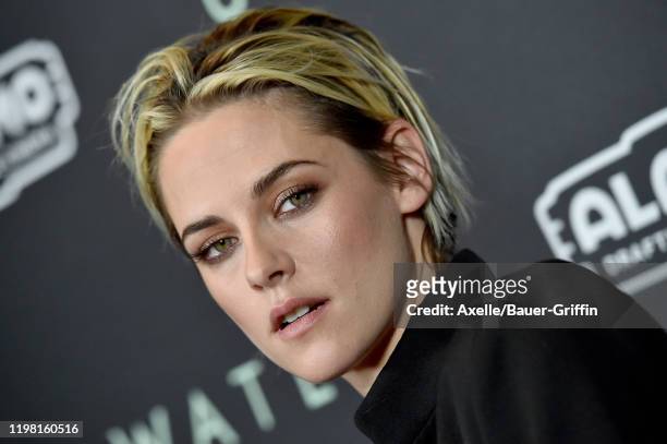 estatura de kristen stewart